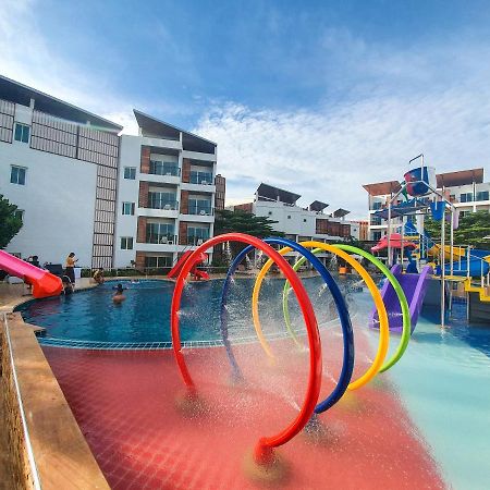 Saint Tropez Beach Hotel Chanthaburi Exterior photo
