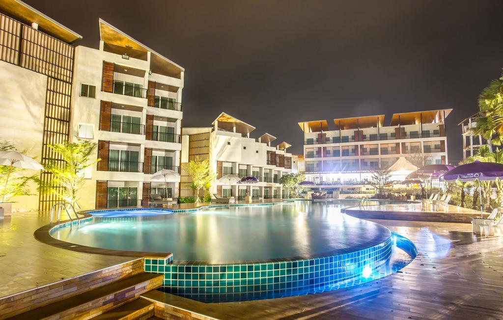 Saint Tropez Beach Hotel Chanthaburi Exterior photo