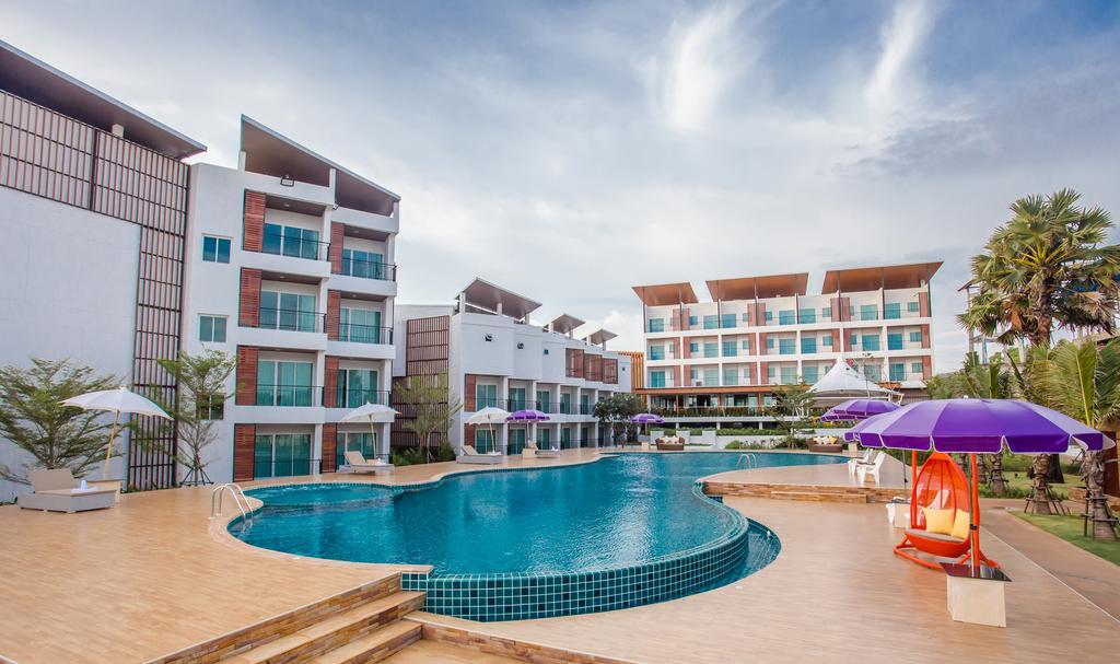 Saint Tropez Beach Hotel Chanthaburi Exterior photo