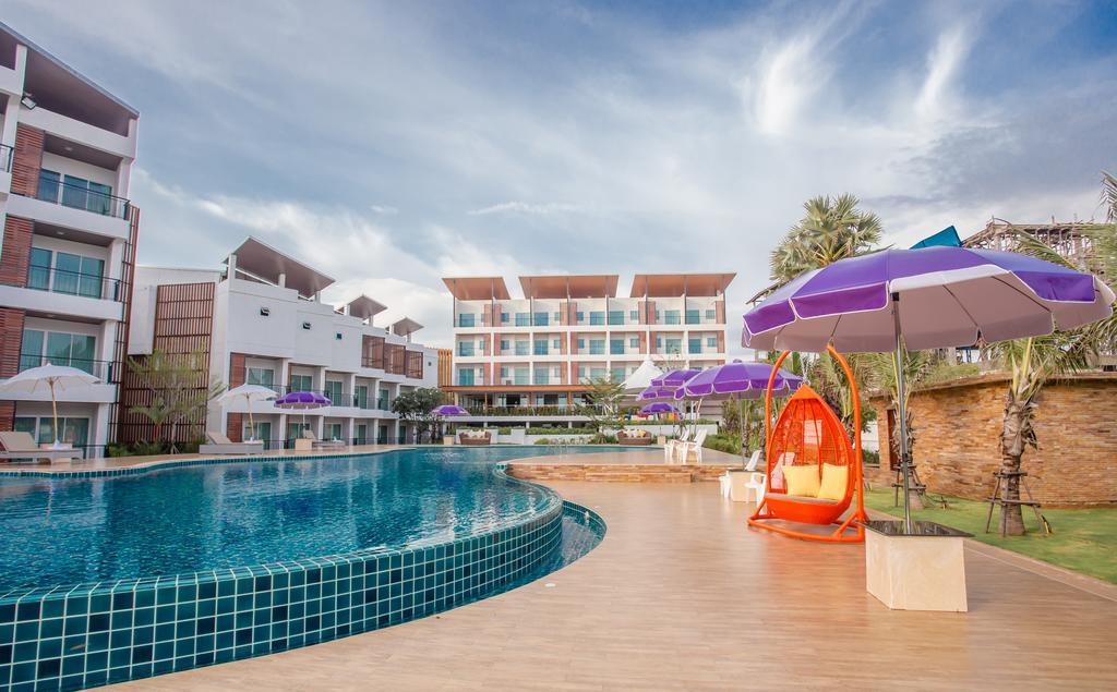 Saint Tropez Beach Hotel Chanthaburi Exterior photo
