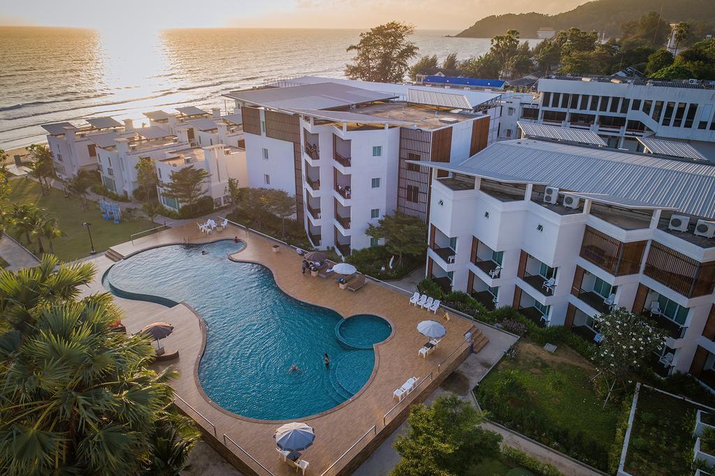 Saint Tropez Beach Hotel Chanthaburi Exterior photo