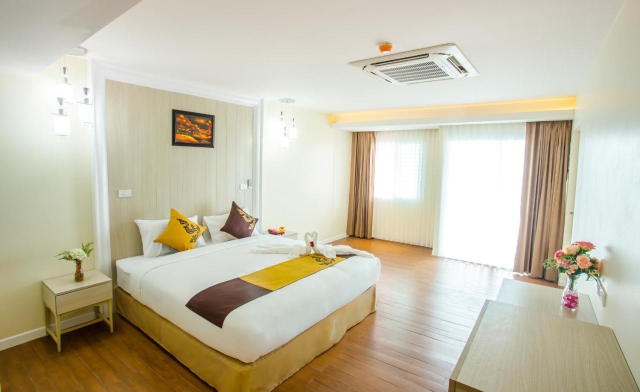 Saint Tropez Beach Hotel Chanthaburi Room photo