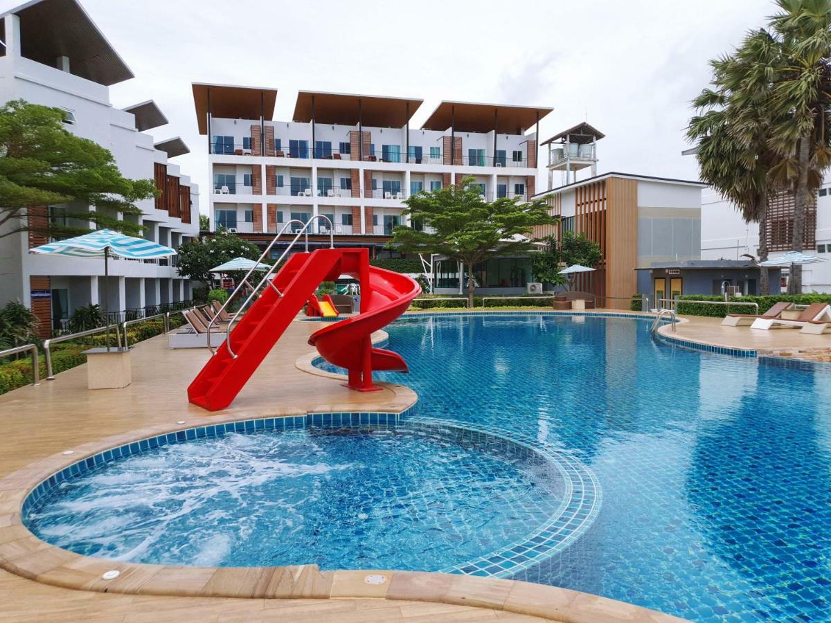 Saint Tropez Beach Hotel Chanthaburi Exterior photo