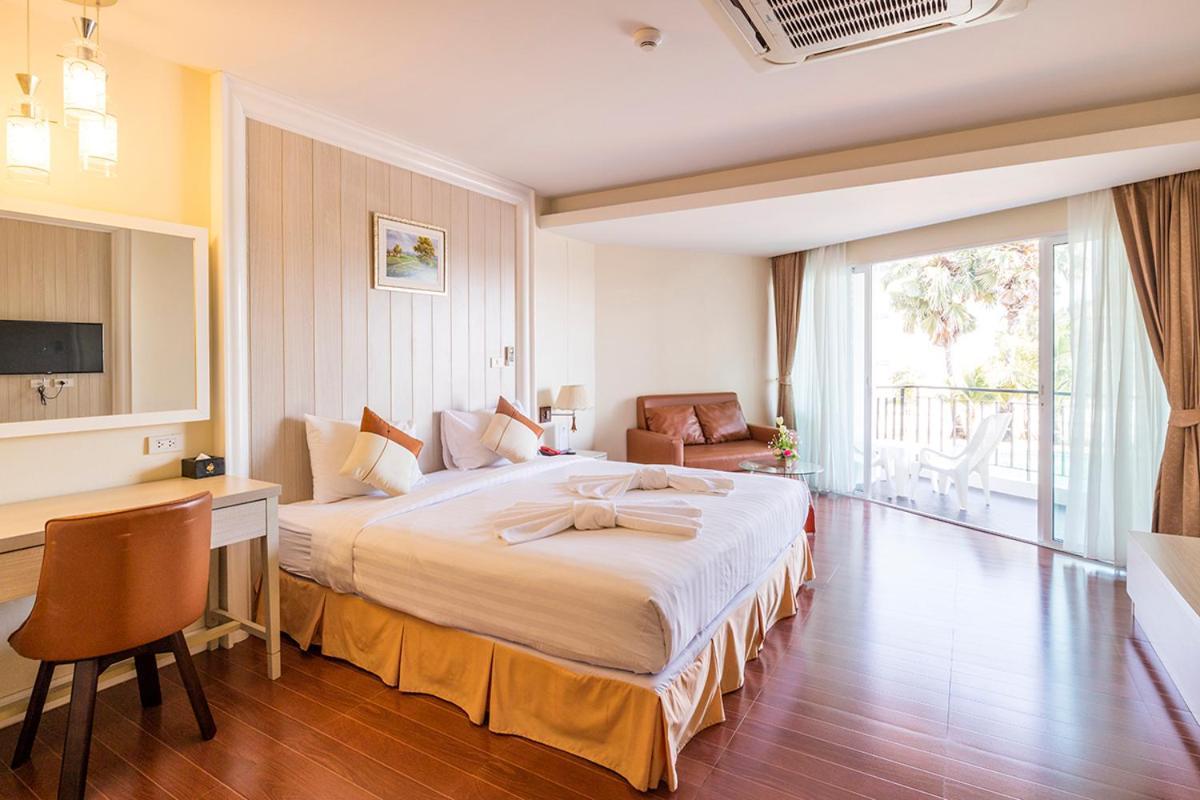 Saint Tropez Beach Hotel Chanthaburi Exterior photo